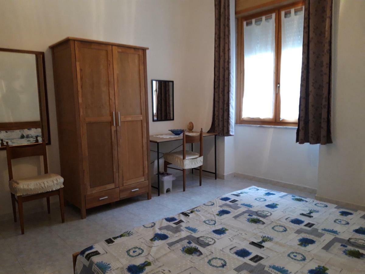 Bed And Breakfast Hibiscus Alghero Buitenkant foto